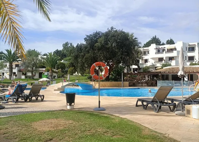 - Casa Balaia Feriehus Albufeira